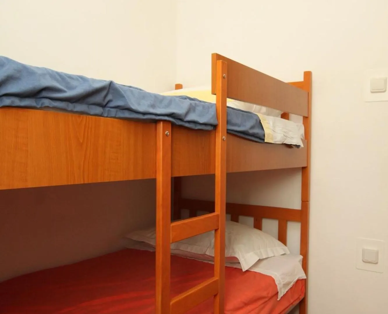 Apartments With A Parking Space Pula - 7321 Valdebek Croatia